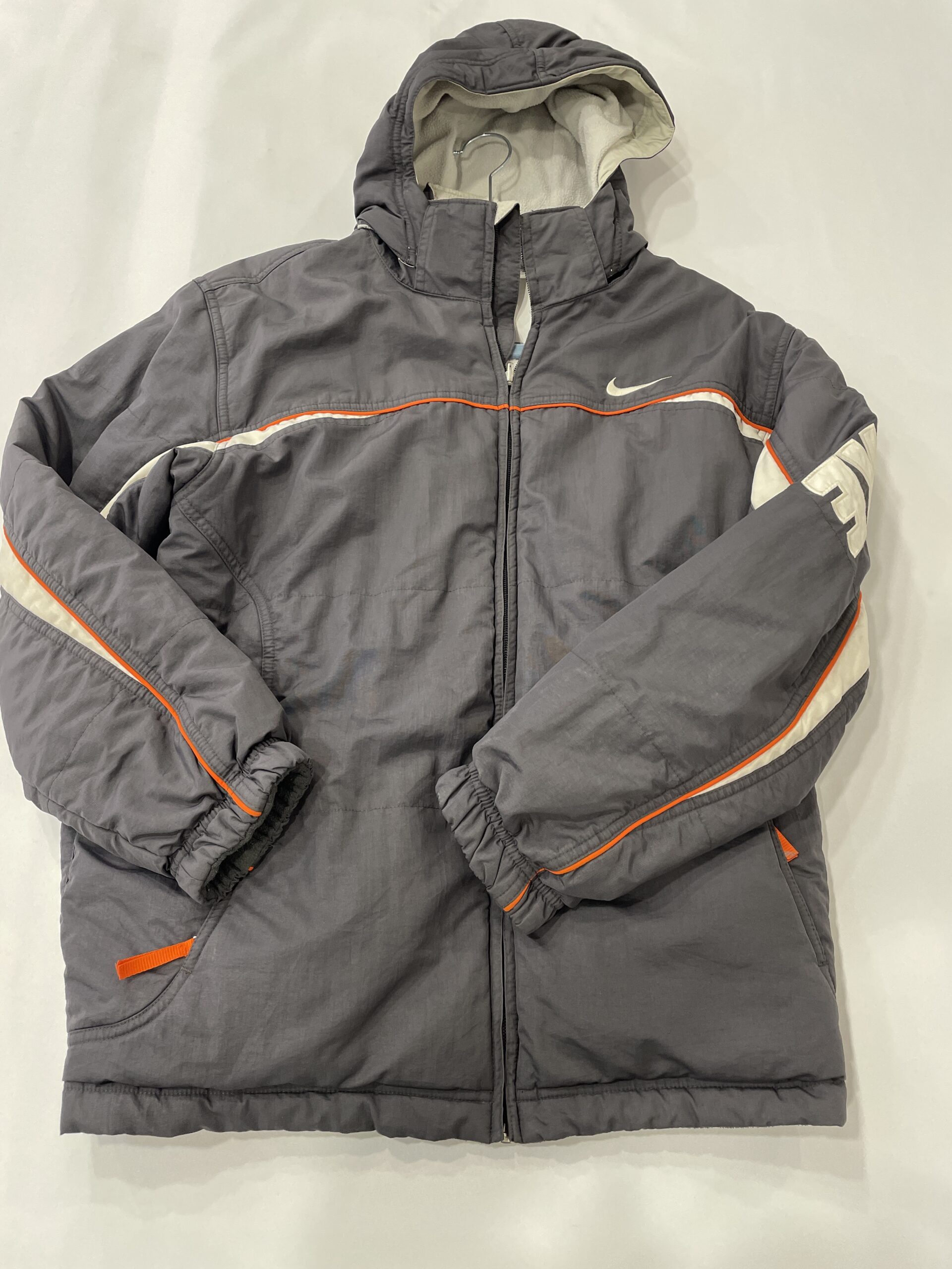 CAZADORA NIKE T-M