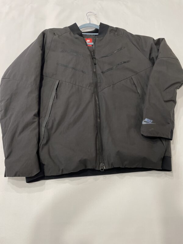 CAZADORA NIKE T-L
