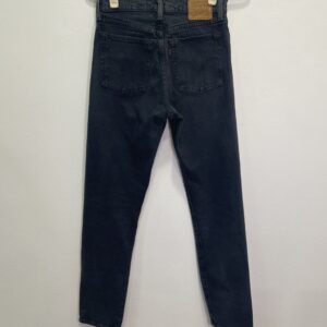 PANTALON LARGO LEVIS T-S