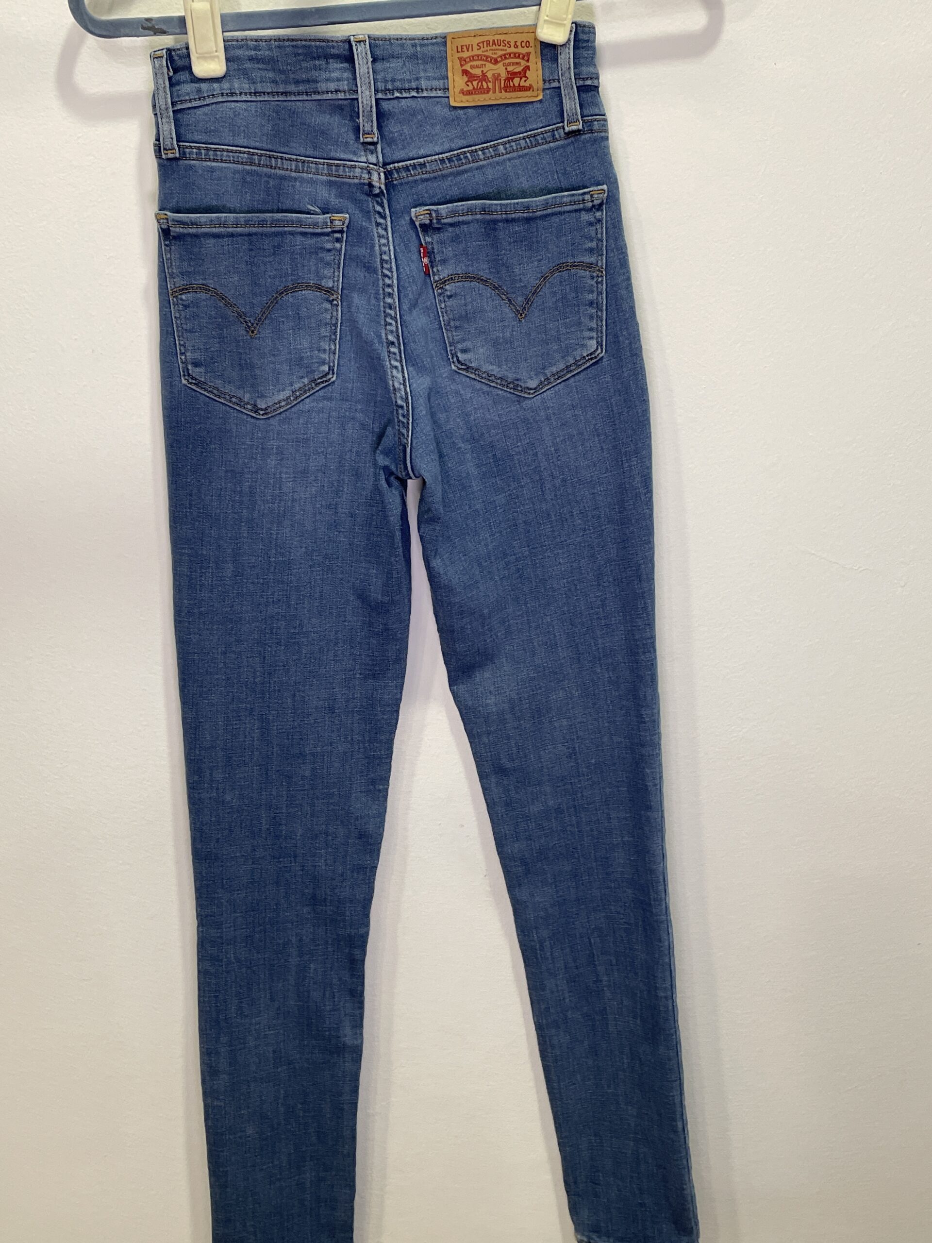PANTALON LEVIS T-S